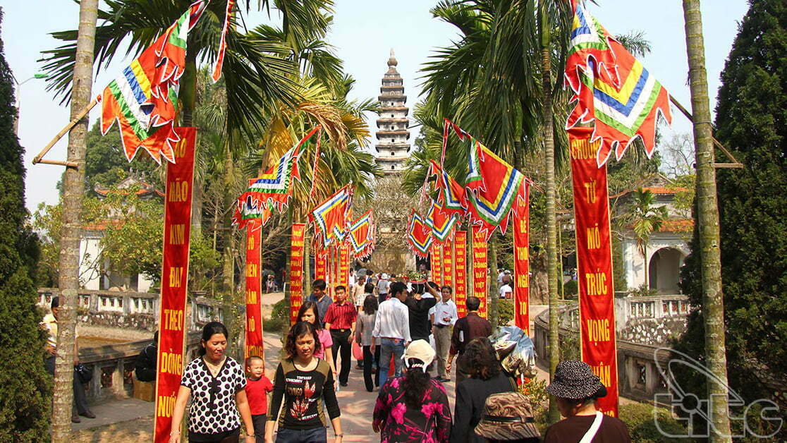 Thuê Xe 16 Chỗ Hà Nội đi Nam định