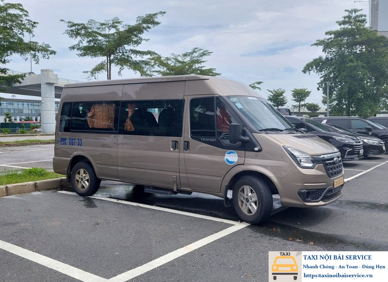 Thuê Xe 16 chỗ Hà Nội đi Hạ Long