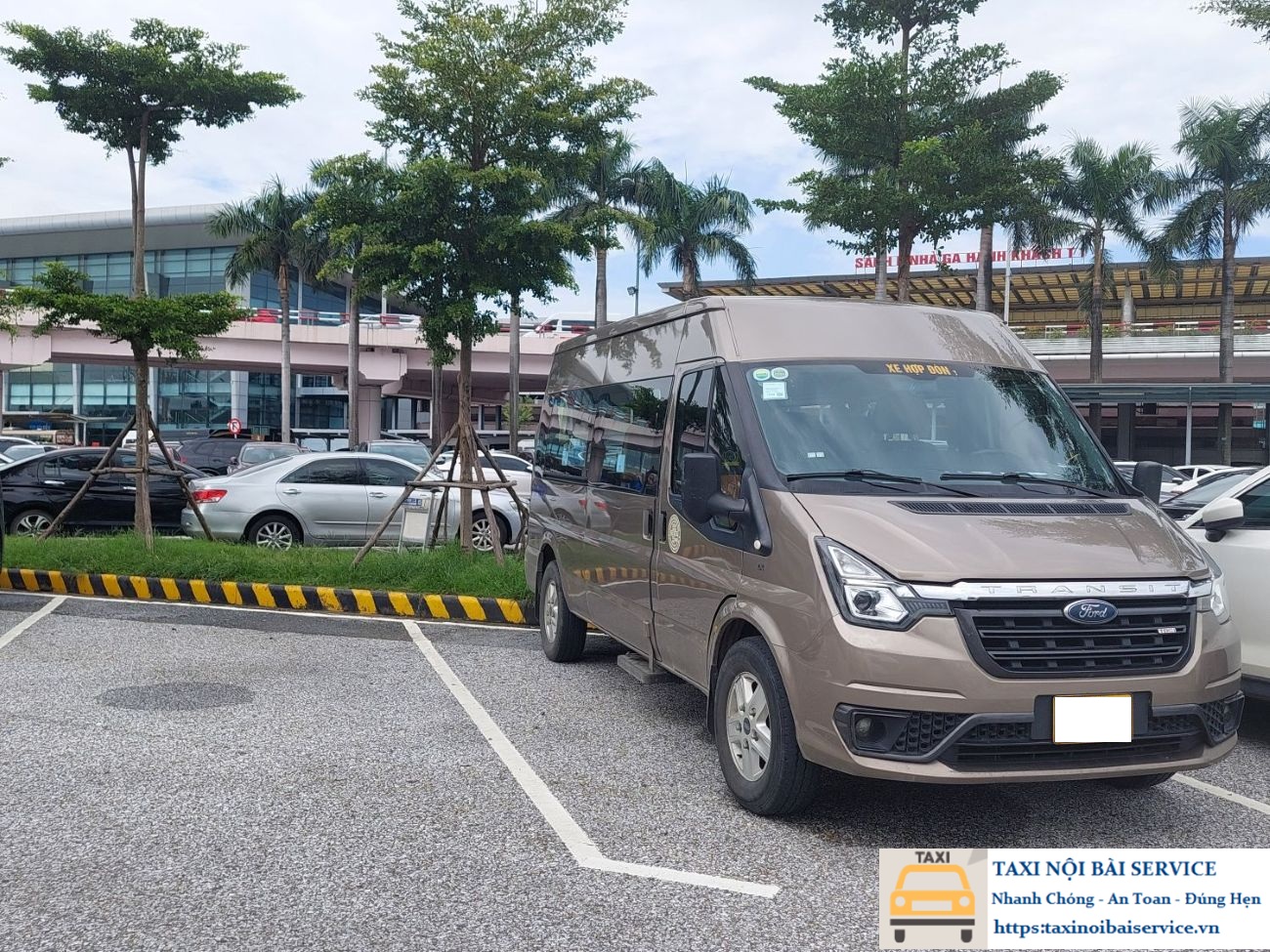 Taxi Đón Nội Bài 16 Chỗ