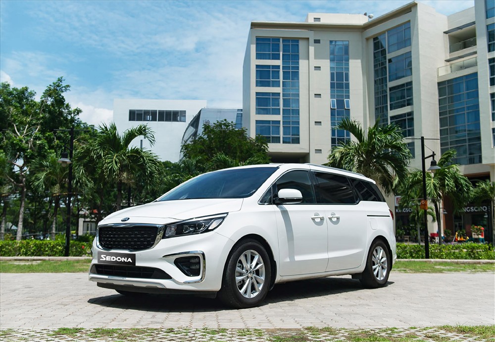 Thuê Xe Vip đi sân Bay Nội Bài
