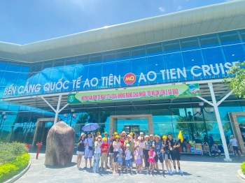 Thuê Xe Taxi Nội Bài đi Cảng Ao Tiên giá rẻ